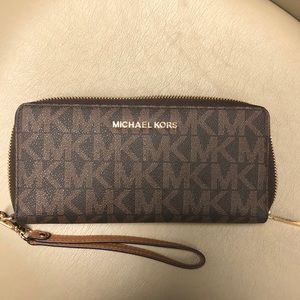 Michael Kors wallet